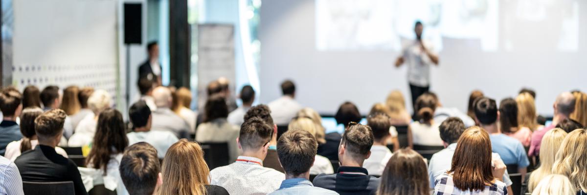 Le mardi 12 novembre, la CCI transfrontalière Bihartean et l’ <a href="/Euroregion_naen/">Euroregion_NAEN</a> organisent un événement transfrontalier autour de la silver économie et la santé. Au programme : tables rondes et networking. Infos 👉 bihartean.com/fr/actualites/…