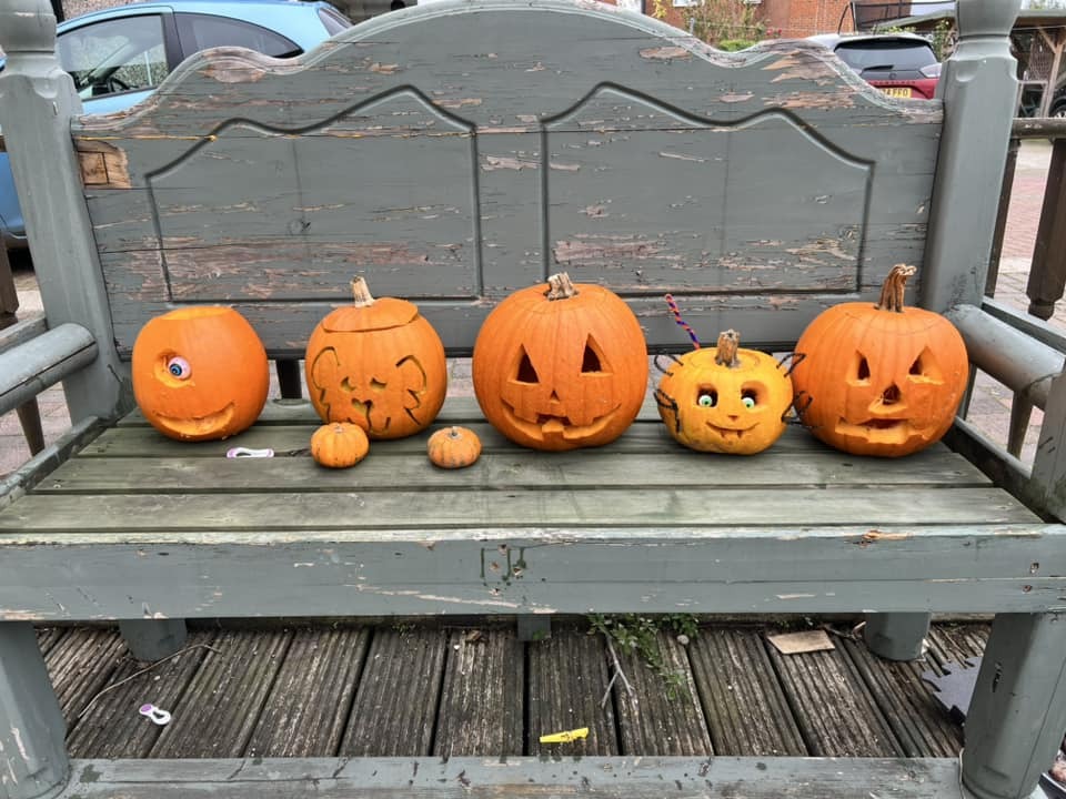 Kasbah_Kent's tweet image. Enjoying the Haloween fun this week! 🎃

We went pumpkin picking and then the team did a fantastic job at carving all ready for Thursday.

Find out more about our services and support groups here: kasbah.org.uk/our-services

#DisabilitySupportGroup #DisabilitySupportKent