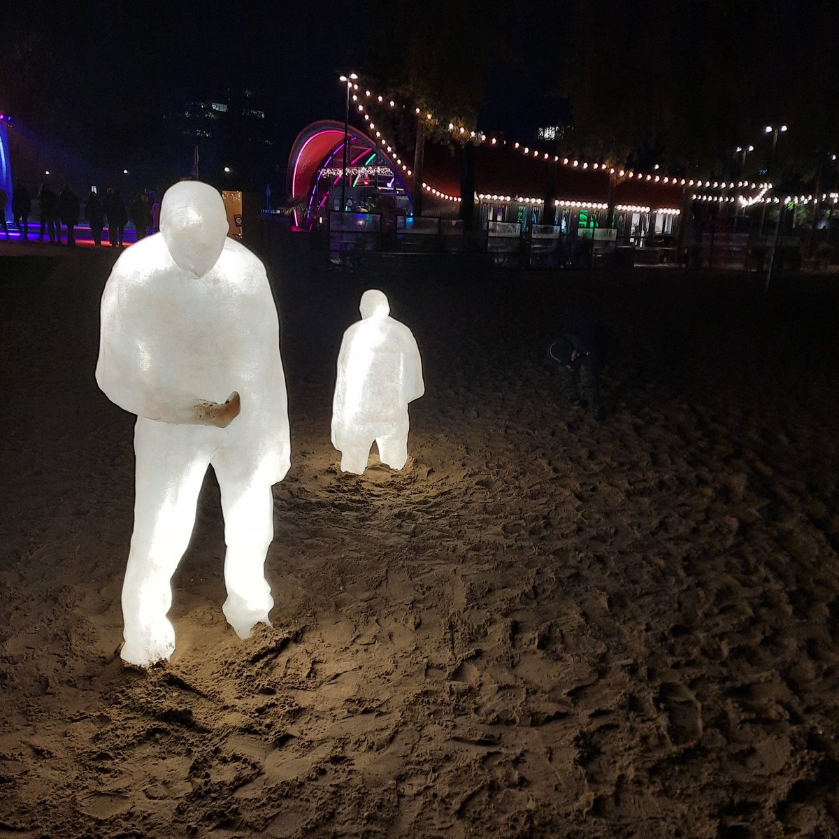 Anneke in Almere tweet media