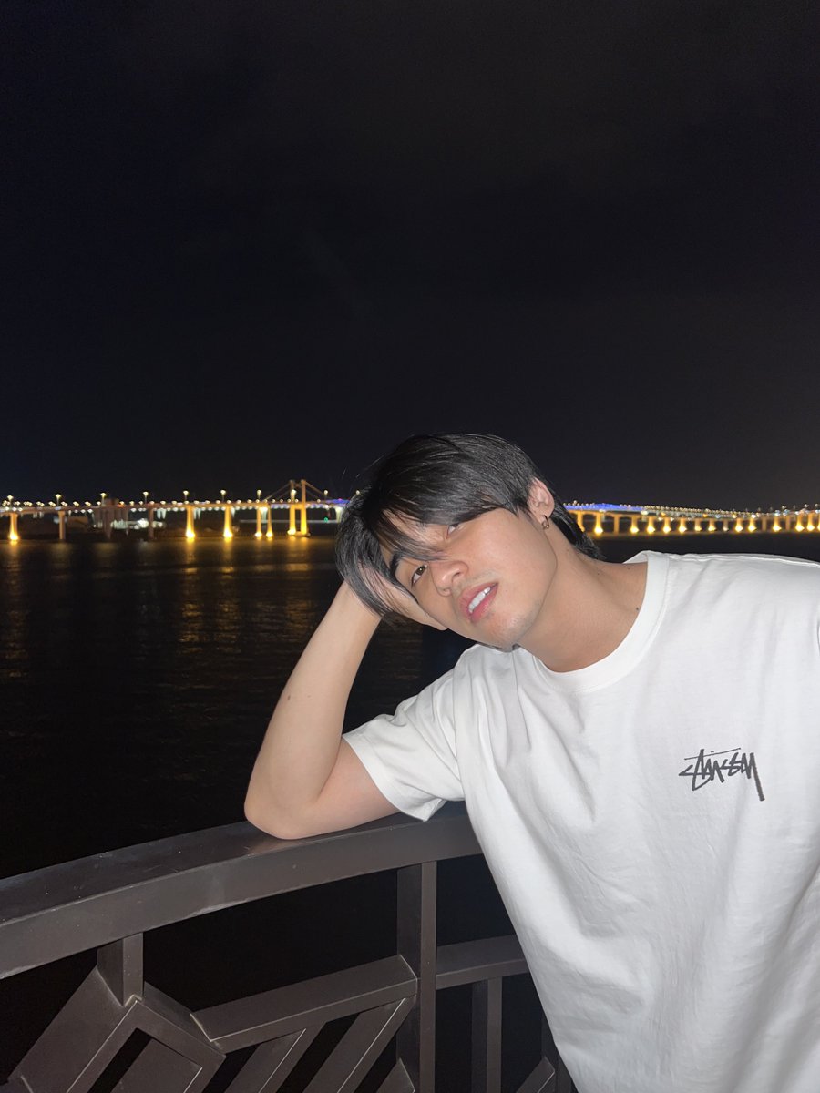 poompps1's tweet photo. จุ้บๆ https://t.co/k9pntsN9ZB