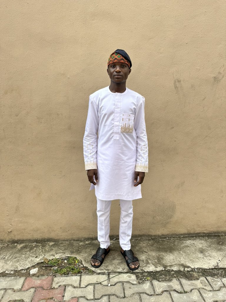 QuamdeenO's tweet photo. I’m beginning to look like my father https://t.co/uIaTbaANY1