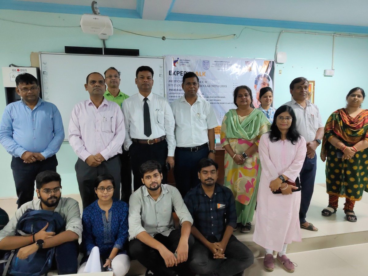 tbifhbtu's tweet photo. Expert talk conducted by IIC-IH (Institution's Innovation Council) @Hbtu on Artificial Intelligence & IOT cloud driven vehicular networks delivered by Dr R. S. Rao (NSUT Delhi) #Innovation #startupprogram https://t.co/aVREulr5x2
