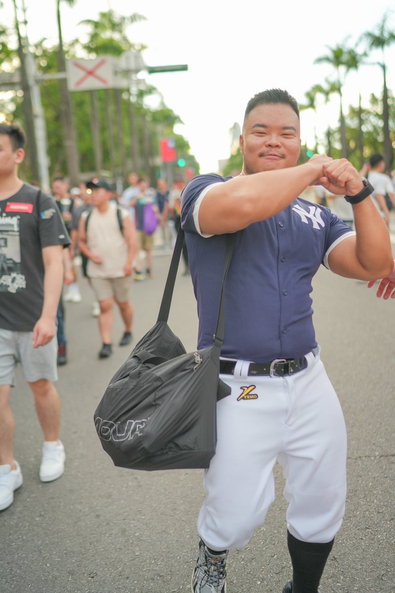 milton_thunder's tweet photo. Taiwan pride 2024🌈🌈 https://t.co/Tt0FcangL4