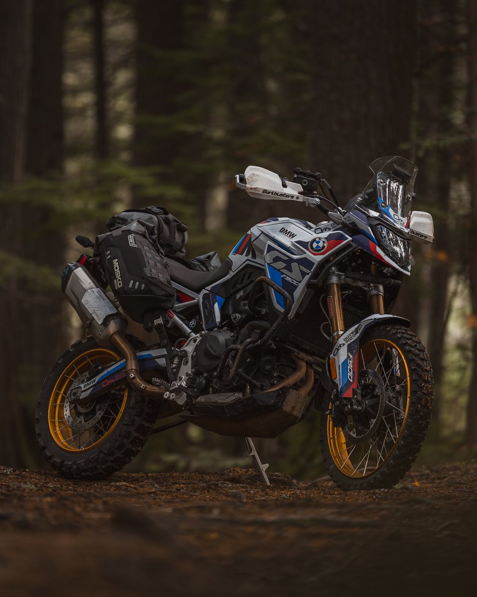OutbackMototek's tweet photo. BMW knocked it out of the park with the new F900GS. Can you imagine a smaller, lighter version of it with 450/500 displacement? 
.
It’s been a fun bike for us and we’re not done with it just yet. We have a few new products coming down the pipeline! 
.
#bmwmotorrad #bmwmoto #bmwmotorcycle #bmwf900gs #f900gs #outbackmotortek #advmoto #advmotorcycle #advrider