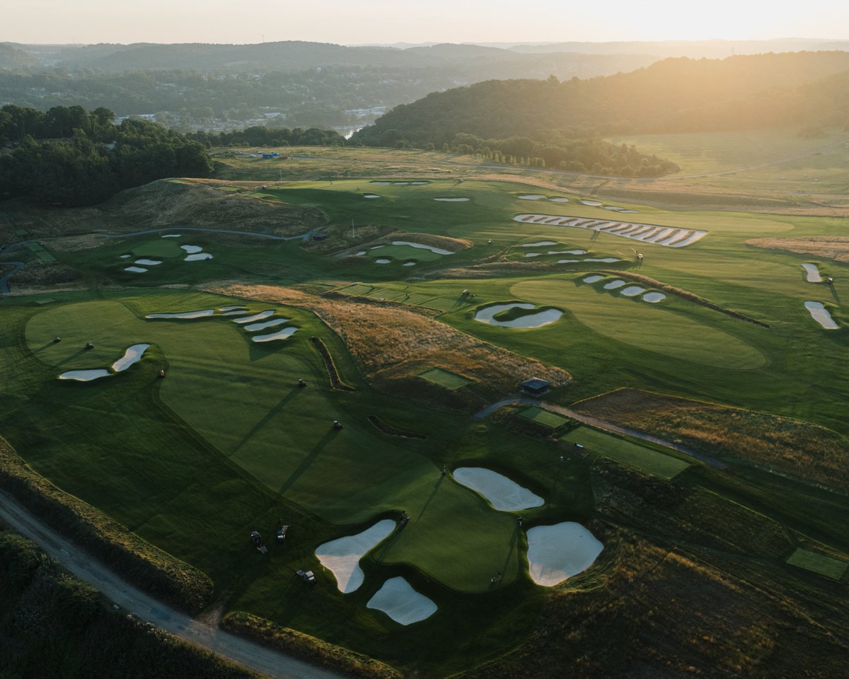 fried_egg_golf's tweet image. At Oakmont, firm and fast is a way of life.

The second episode of our All Grass Is Local series dives into daily life of the Oakmont turf team and how they create championship conditions year-round. Presented by @ToroGolf.

Available now on YouTube: youtube.com/watch?v=pUllQh…