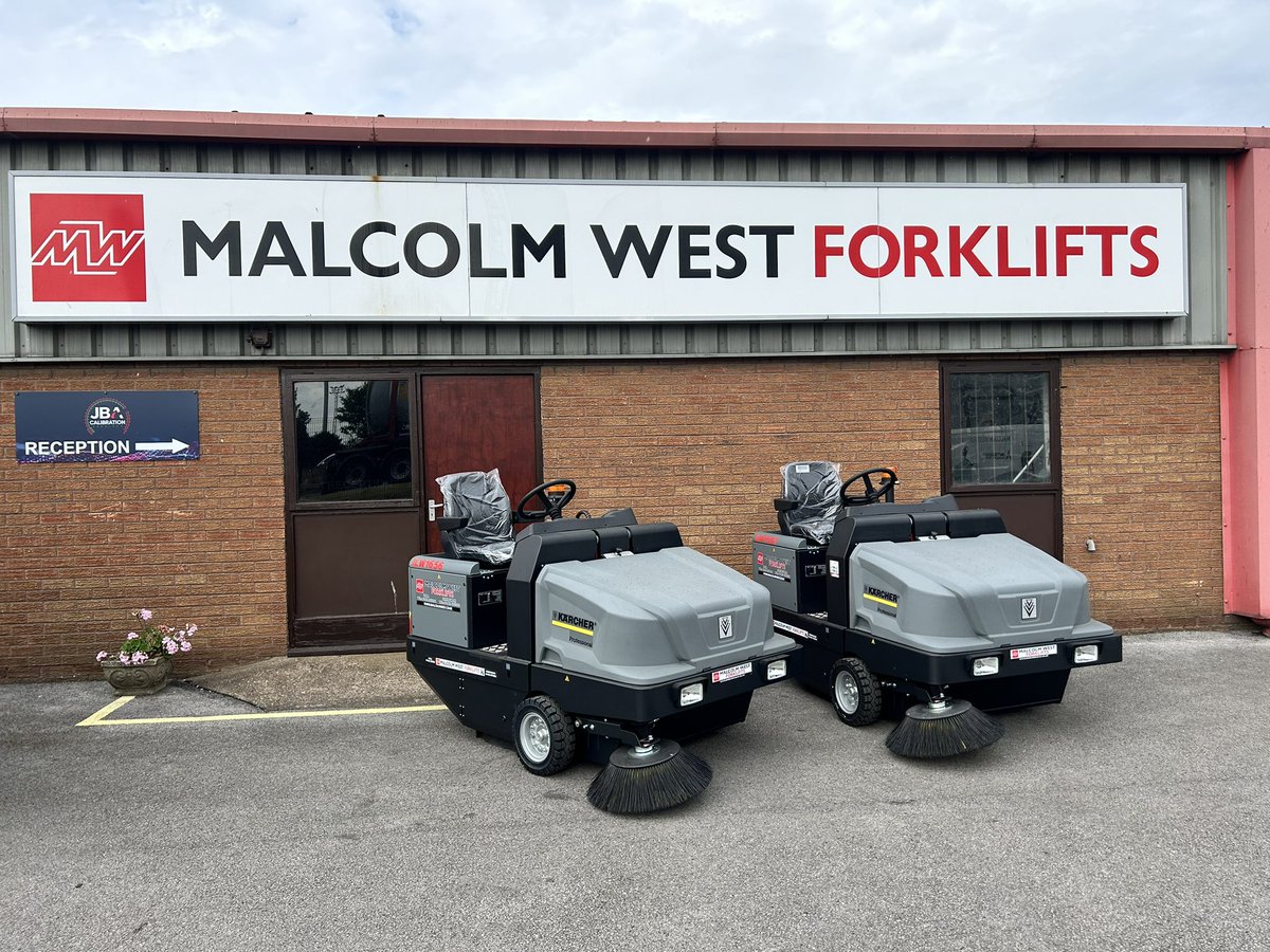 👻🎃 Clean out the cobwebs this spooky season!

💎 Our customer has just taken delivery of these two Kärcher KM130/300 sweepers.

🔋 These battery powered machines are ideal for dirt-intensive sectors making sure to keep the work area as clean as possible.