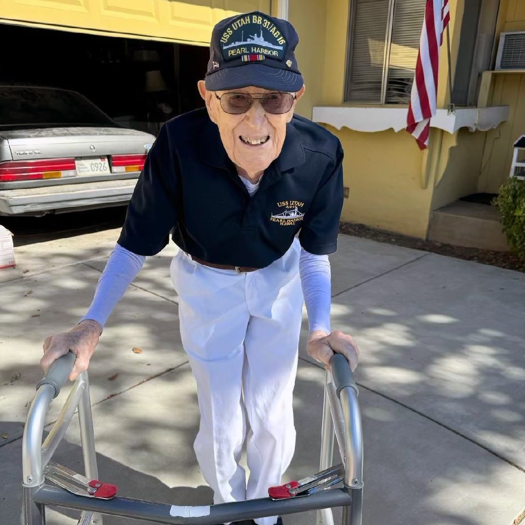 WWIIMemorial's tweet photo. Warren Upton, of San Jose, CA, the last known survivor of the USS Utah during the Pearl Harbor attack, celebrated his 105th birthday on Oct. 17, 2024. Upton served as a radioman aboard USS Utah on Dec. 7, 1941. 

Happy Birthday Sir! We thank you for your service!

#WeRememberThem https://t.co/qMPe2PH8Wa