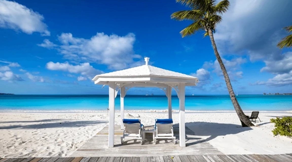 La nueva marca del Grupo de Turismo Gaviota es: Hoteles Playa Luxury ift.tt/i07UVGb #viajes #turismo