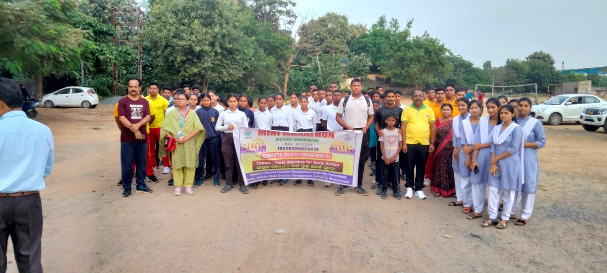 DeocSubarnapur's tweet photo. A Mini Marathon was  inaugurated by Collector Subarnapur in the presence of ADMs &amp; district level officers at 07.00 AM on 29.10.2024 on the occasion of observance of Odisha Disaster Preparedness Day. 160 NCC, Sports &amp; College students were participated in the event.
@osdmaodisha https://t.co/7lKZIRquFK