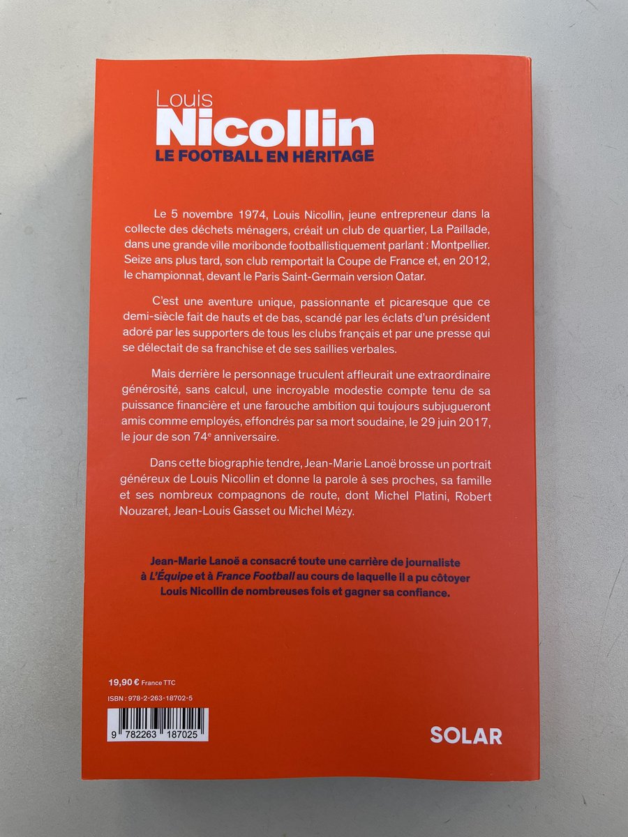 Quand l’ami <a href="/LanoeJeanMarie1/">Lanoë Jean-Marie</a> fait revivre #LouisNicollin, le plus attachant des présidents du football français, on se précipite pour respirer les années Paillade, Mas Saint Gabriel, les virées européennes à Bucarest ou Manchester. On rit et à la fin on pleure.
<a href="/MontpellierHSC/">MHSC</a>