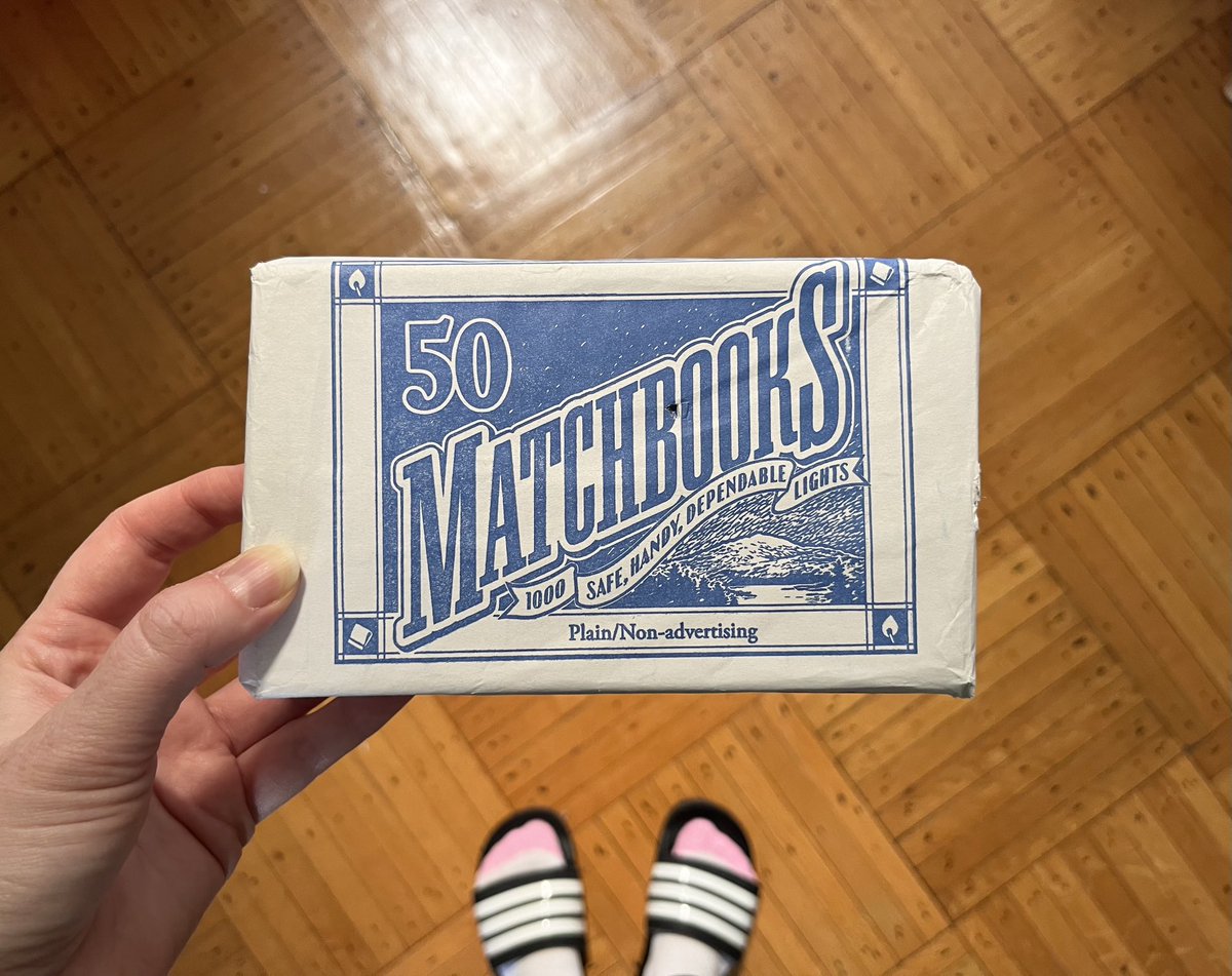 nice_packaging's tweet photo. D.D. Bean &amp; Sons Co. matchbooks #nicepackage https://t.co/Pgg0EhB4Rm