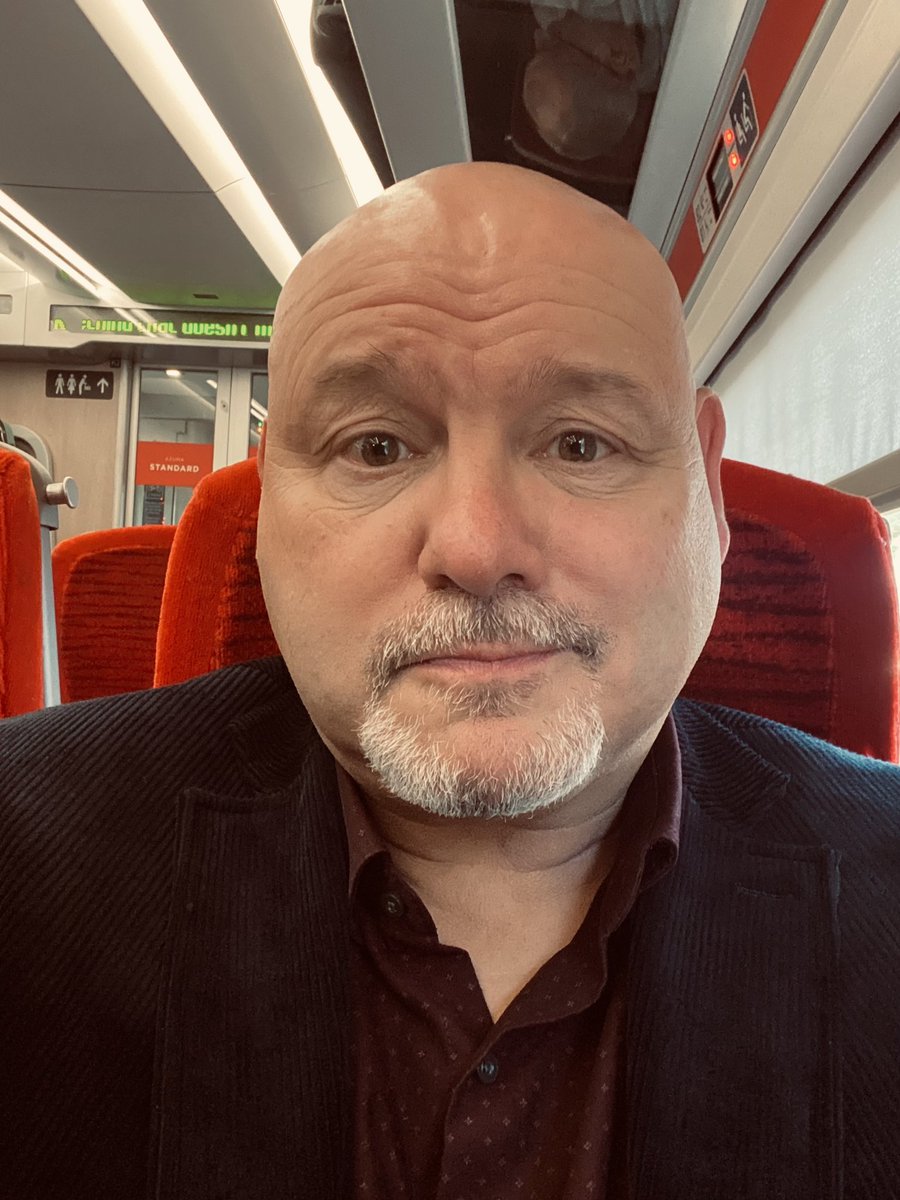 Heading to London for the 2024 Parliamentary Jazz Awards where YMF have been nominated for the ‘Jazz Education’ award. The other 2 nominees are highly accomplished musicians and educators so ‘fingers crossed’ and we’ll have a fun evening anyway! Ian