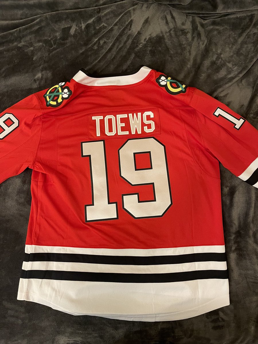 PikeTheMirate's tweet photo. @HKYJersey  Pretty awesome, always appreciated how iconic the Hawks sweater is. https://t.co/RS34e0PG4R