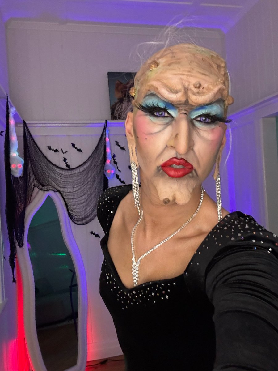 egg_dq's tweet photo. I love DRAG! https://t.co/J6haMdXK9z