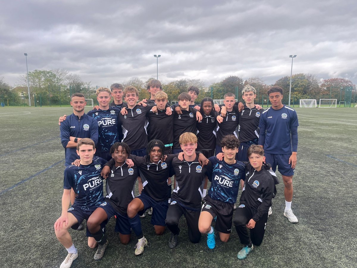 ⚽️ <a href="/DoverFCAcademy/">DAFC Academy</a> were delighted to welcome our current Dover Athletic U16s in for training today.

Mike Sandmann said “I am really impressed with the group and their work ethic and look forward to working with some of them in the academy and developing them into future first
