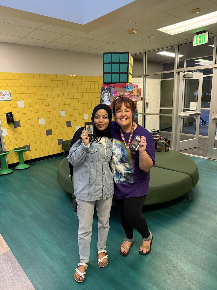 stefanygesino's tweet photo. Decades Day at DME!🕺🪩📻✌🏻
Ms. Abdu and I dressed as our RISD first grade selves! @DmeElemRisd @dia_thao https://t.co/1xfuDnNDOD