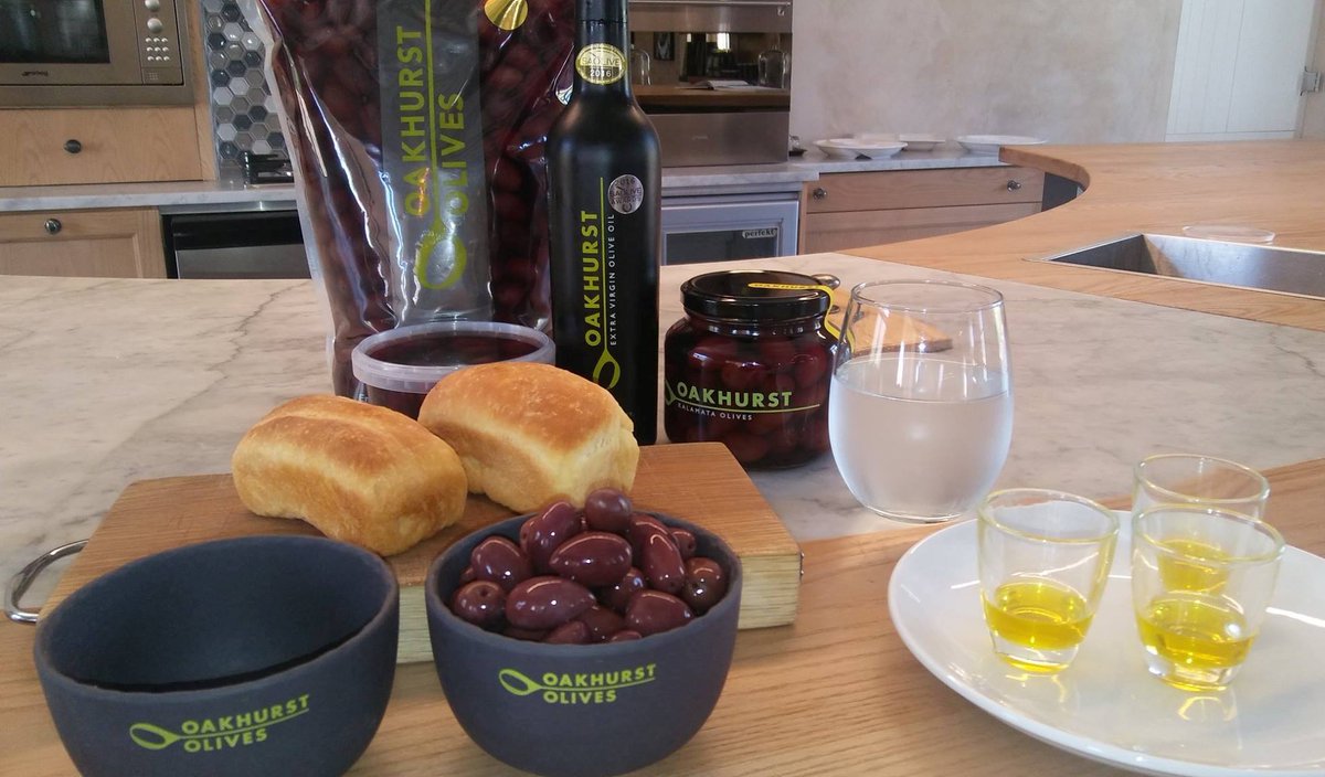 OakhurstOlives's tweet photo. Discover the Taste of the Tulbagh Valley at Oakhurst Olives🌿
https://t.co/DlYLCtXmaE
#EVOO #SAOlive #oliveoil #OakhurstOlives #TulbaghValley #PureTulbagh #DiscoverTulbagh #ExtraVirginOliveOil #FarmFresh #KalamataOlives ❤ https://t.co/UwycYMtlzG