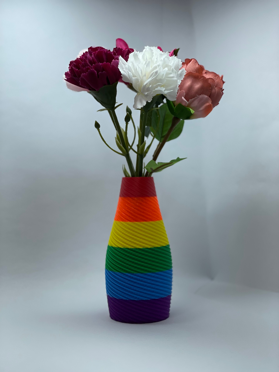 360gradworld's tweet photo. Bringen Sie Farbe 🌈 in Ihr Zuhause 🏡 mit dieser bezaubernden Blumenvase aus 3D-gedrucktem, umweltfreundlichem PLA, erhältlich in 15 cm, 18 cm oder 24 cm Höhe.

Info: https://t.co/6RkEy1H5X0 https://t.co/GnKVq4ZoB5