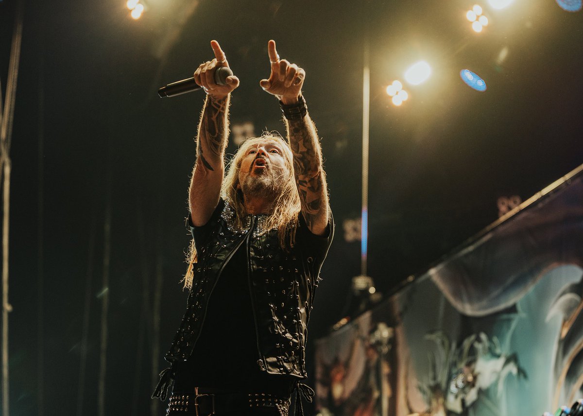 Heavy Metal med unik smakupplevelse - tillsammans med Mustaschkampen🍾
Den 9 november startar Mustaschauktionen 2024!

Läs mer om auktionen här: menhammaronlinesales.se/object/heavy-m…

#mustaschkampen #joacimcans #hammerfall