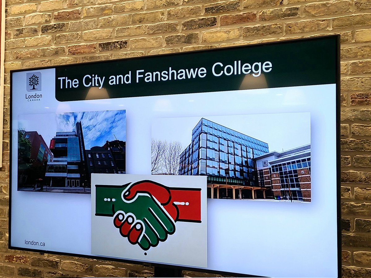 A M DeCicco-Best tweet media