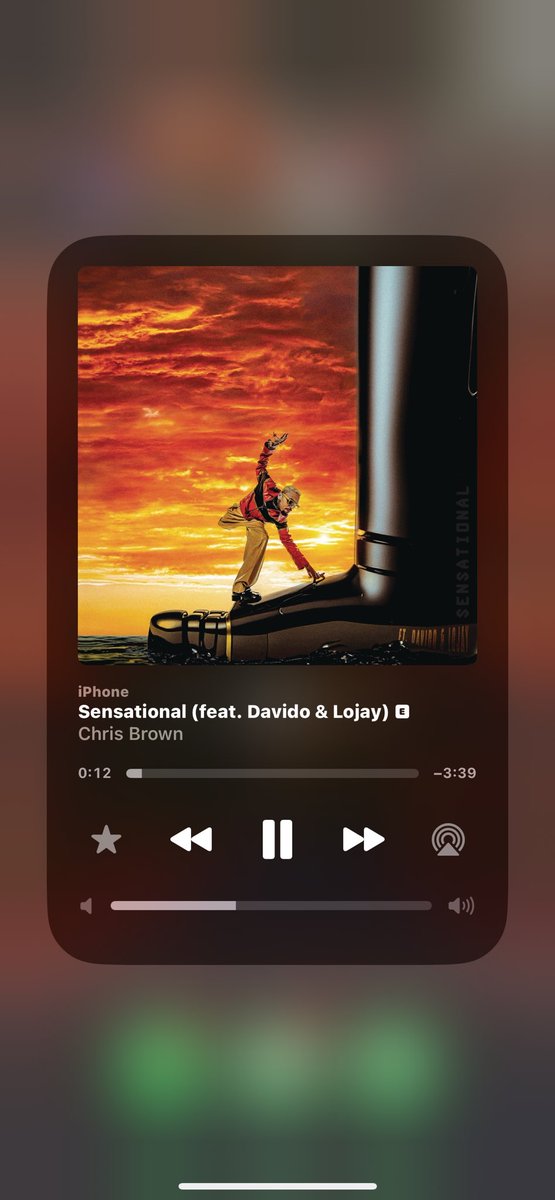 10f1she's tweet image. HAPPY TUESDAY 🎀💕

#Spiritweek 
#JerseyDay #2