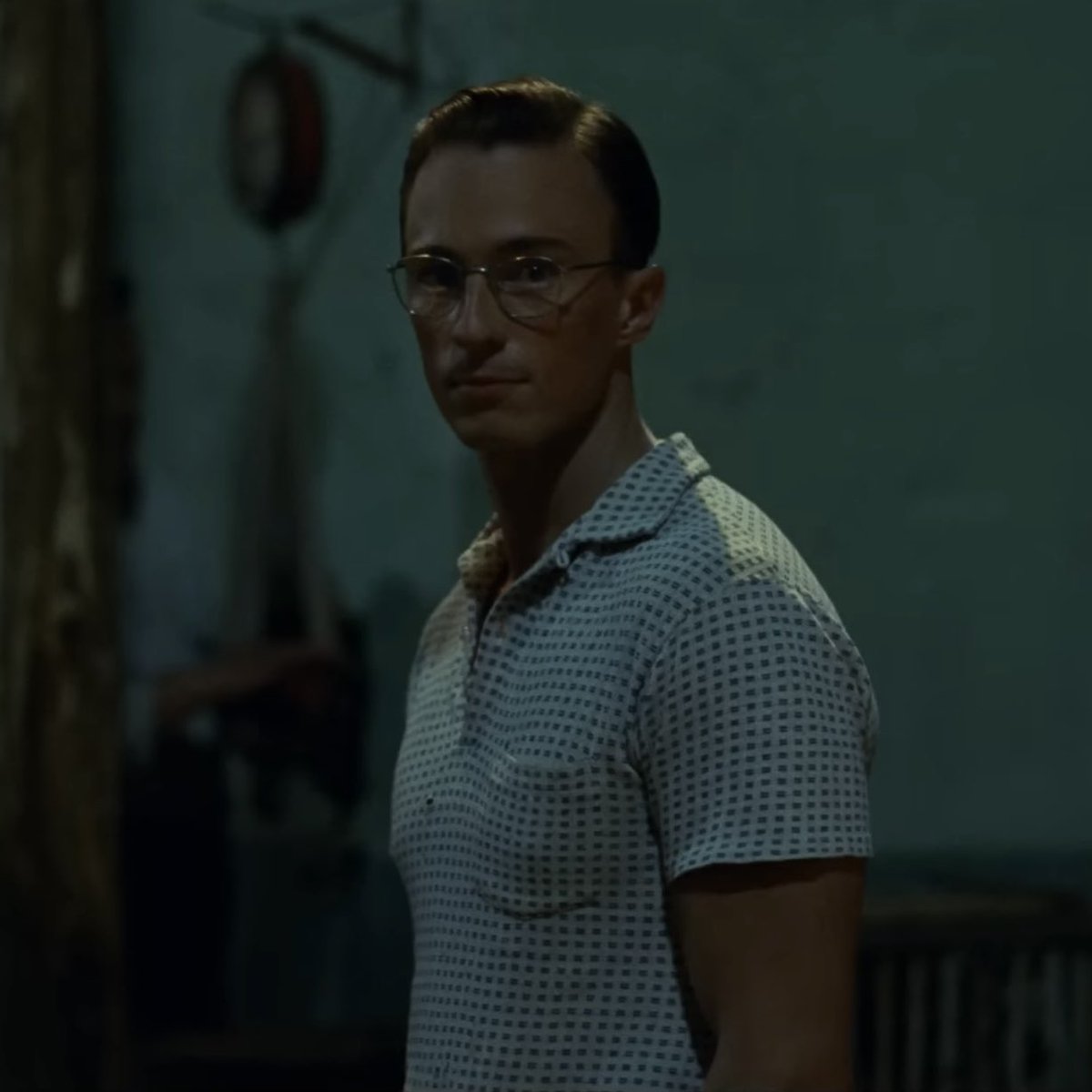 FilmUpdates's tweet image. Drew Starkey stars as Eugene Allerton in Luca Guadagnino’s ‘QUEER’ adaptation.

An enigmatic, preppy ex-military kid who begins a whirlwind love affair with Daniel Craig’s William Lee.