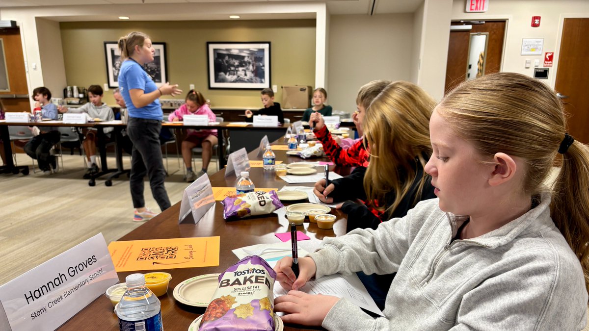 Elementary students on @danielghile superintendent advisory council learned about food services today and got to taste test and evaluate new lunch options.