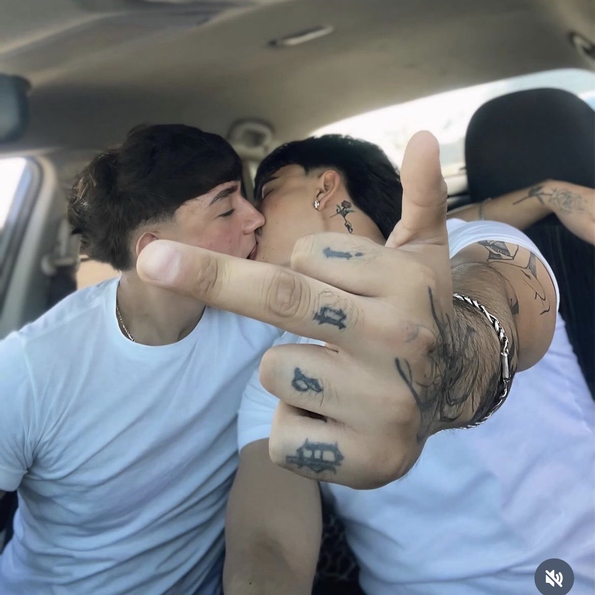 could be us but you playing (@couldbeuslgbt) on Twitter photo 