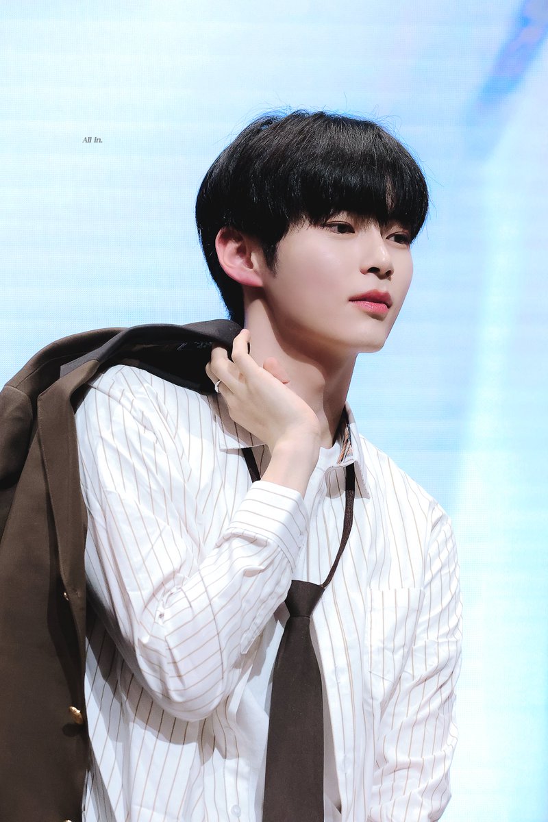 allin_shb's tweet photo. 240531    

#성한빈 #SUNGHANBIN 
#제로베이스원 #ZEROBASEONE #ZB1 https://t.co/FEOZgfcyXa