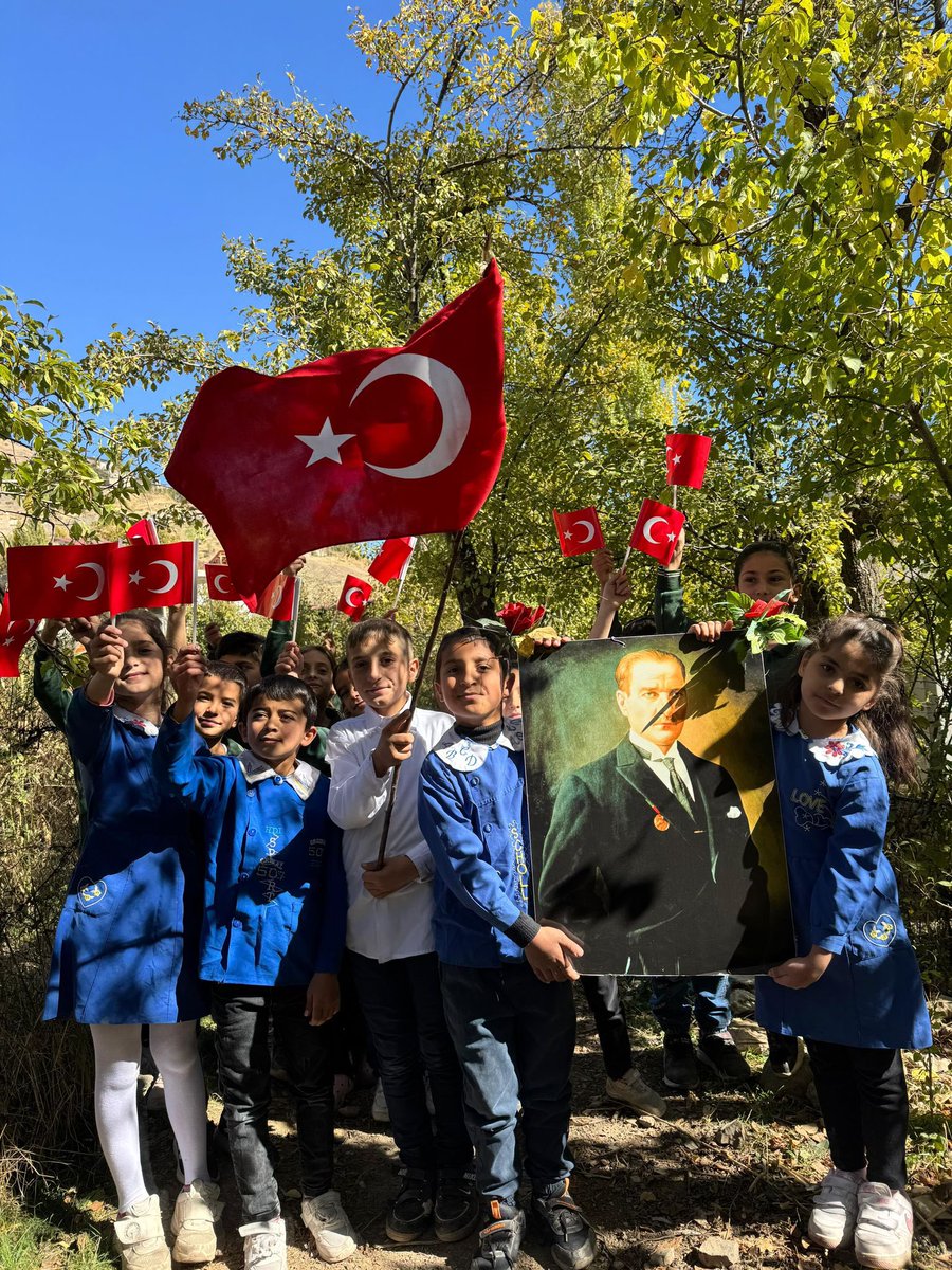 bpthaber's tweet photo. 📍Uzungeçit İlkokulu, Şırnak/Uludere. https://t.co/mqxLmwHqxQ