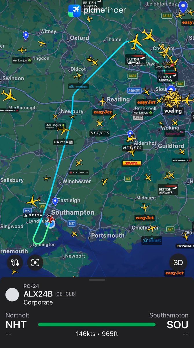 Ashley_Giles's tweet photo. Someone has just flown in a plane from Northolt to Southampton.

Will Sunak be at the Saints match tonight? https://t.co/tQUiahgygv