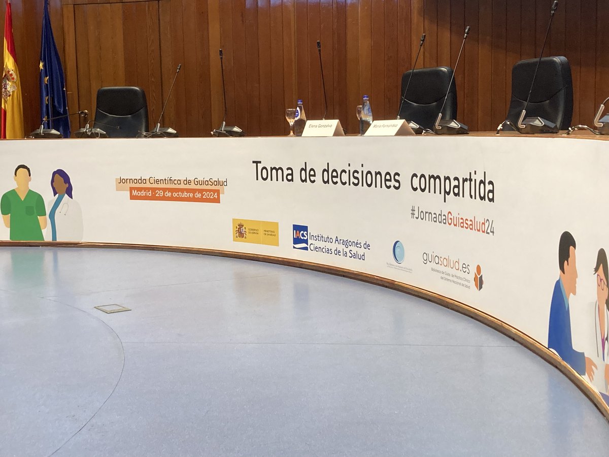 Ya está todo preparado para empezar en unos minutos  la #JornadaGuíaSalud24 en el <a href="/sanidadgob/">Ministerio de Sanidad</a> 

Si no puedes acercarte hasta aquí, síguelo por streaming en este enlace buff.ly/3BLNwrh

#RedETS <a href="/iacs_aragon/">IACS (Salud-Aragón)</a> #TomaDecisionesCompartida