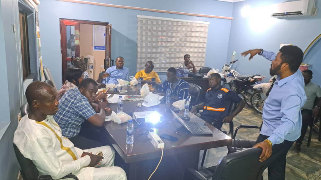 Third quarterly debriefing meeting with Asutifi South and Asunafo North District's WSMTs.

#water #qualityassurance #sensitization