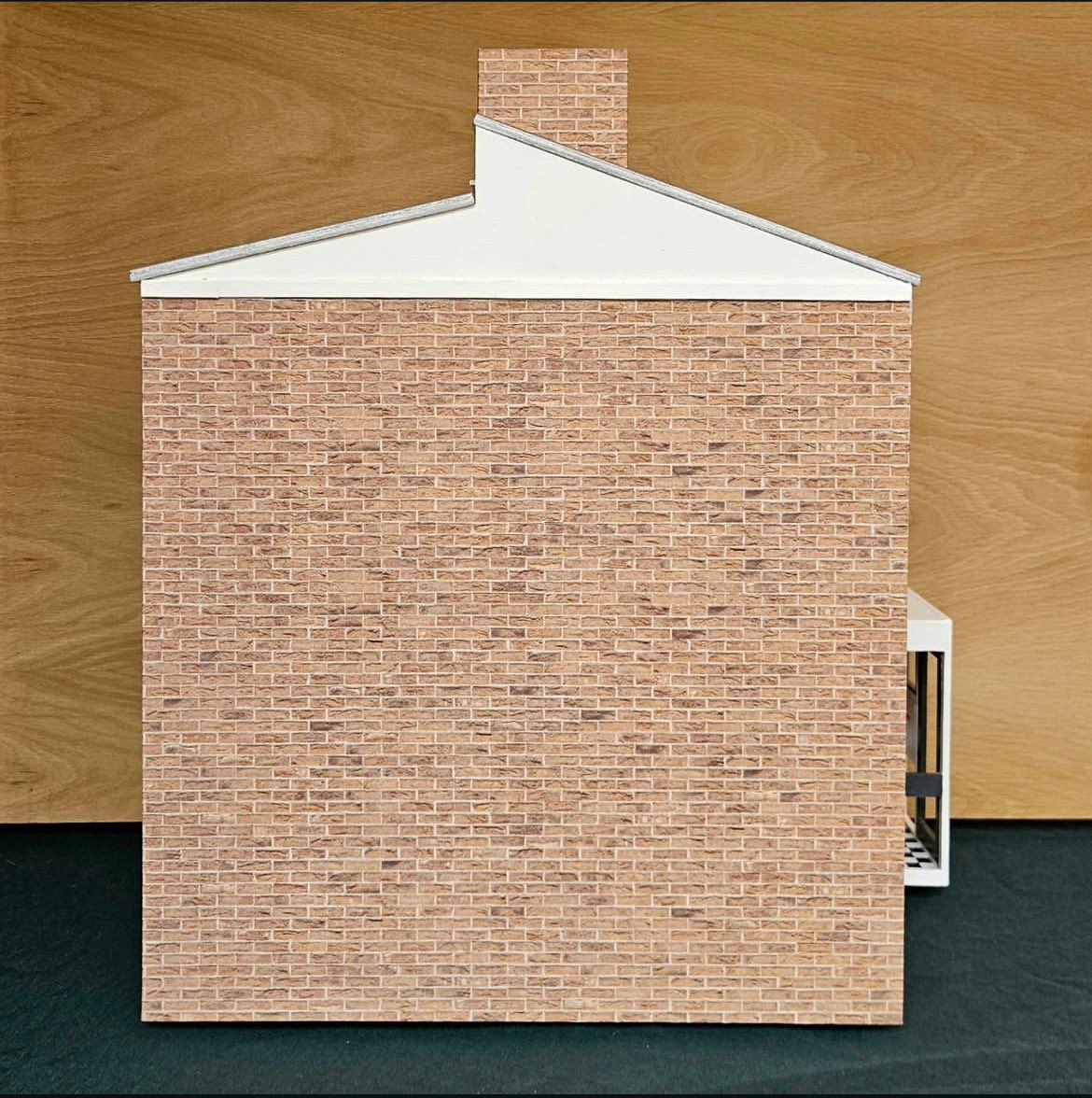 Very taken with this adorable SPAN Doll’s house someone is making. (instagram.com/span.dollhouse…)