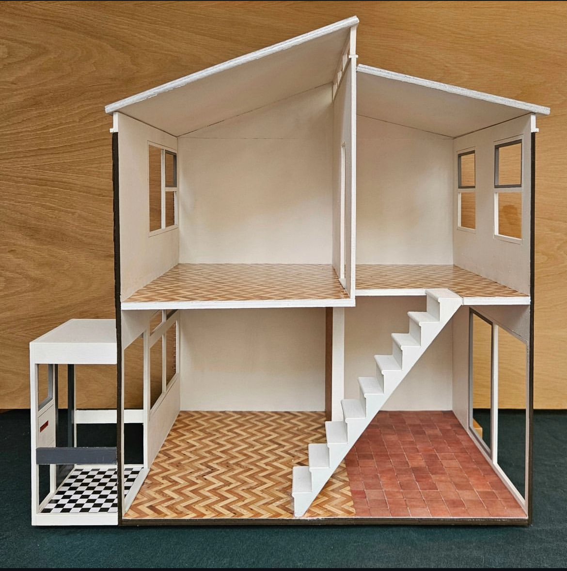 OSaumarezSmith's tweet photo. Very taken with this adorable SPAN Doll’s house someone is making. (https://t.co/l2fU5lrlVj) https://t.co/WCllPRRCXr
