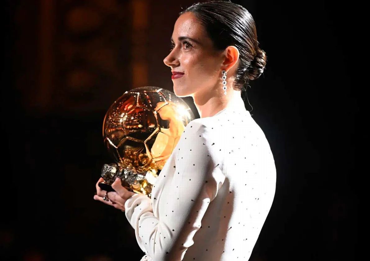 Enhorabuena a Lamine y a Aitana! 👏🏼
Merecido reconocimiento a ambos anoche en la gala del <a href="/ballondor/">Ballon d'Or</a>. Seguid trabajando como lo hacéis! ⭐️🤴🏾👸🏻
#ViscaBarça 💙❤️