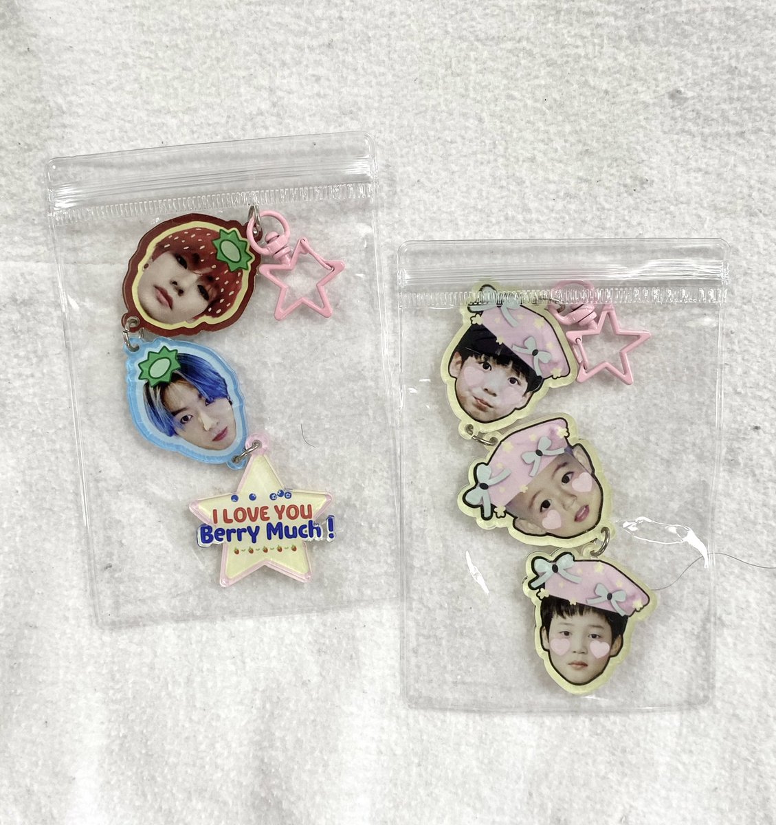 kittaewon's tweet photo. โบ ๐ ๐ธ ๐๊ณ #kitty_extras โข wts lfb ph
=อออโก tk & maknaez connected keyrings
๐ฎ โฑ250.00 each all in w pf + lsf
๐ฎ onhand, limited qty available
๐ฎ payo or 3 days dop
๐ฎ next week shipment
1 stock each available โ๏ธ
โ limited quantity, reply only to claim https://t.co/nK0xpaMxc5