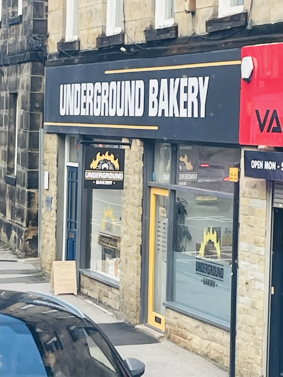 RandomJot's tweet photo. > called underground bakery
> is above ground https://t.co/M3Aj69f7Fo