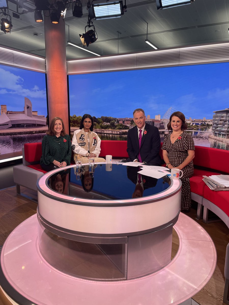 Good to be on <a href="/BBCBreakfast/">BBC Breakfast</a> with <a href="/SonyaNisa5/">SonyaNisa</a> &amp; hearing from young people @Become1992 work with about their experiences of leaving care

You can watch here (at 820) to find out more about young people facing homelessness &amp; why we need to #EndTheCareCliff

bbc.co.uk/iplayer/episod…