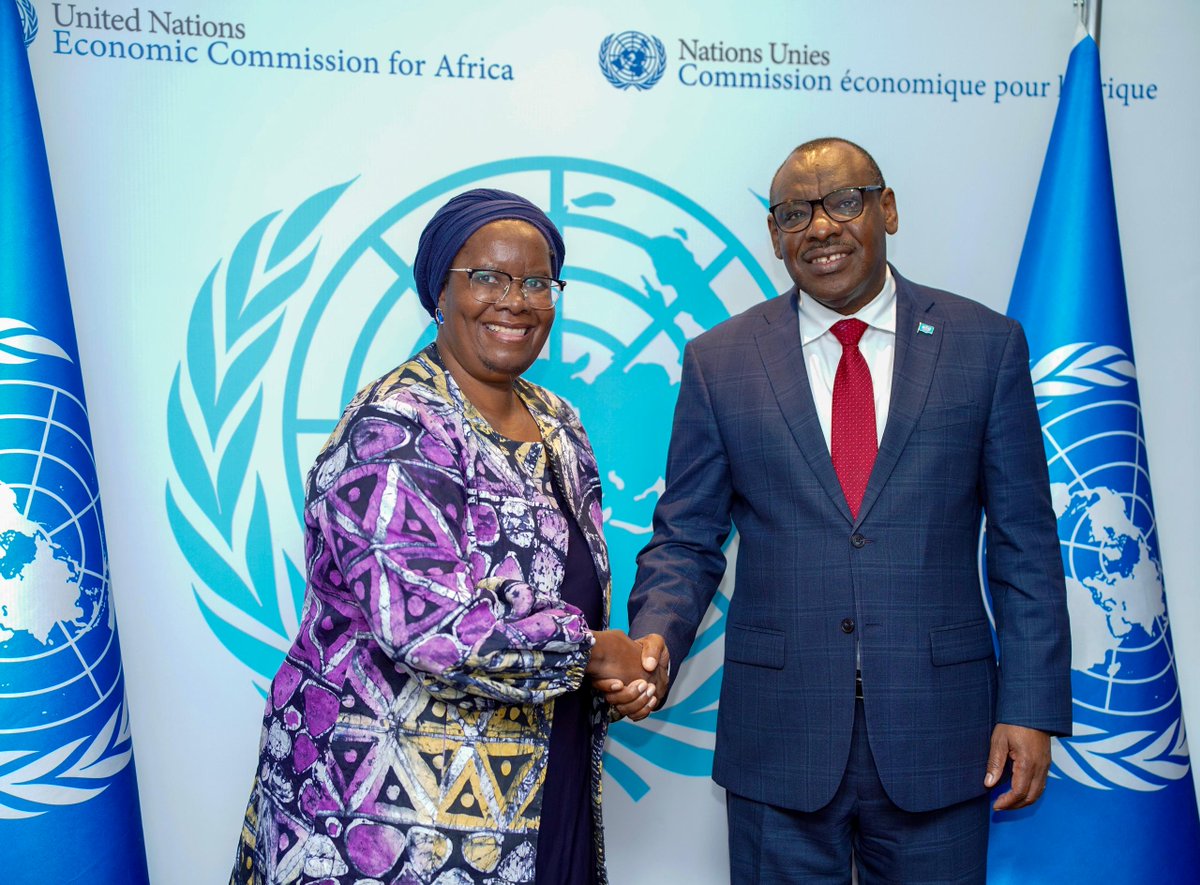 unwomenAU's tweet image. Starting Day 2 of @vanyaradzayi's work in #Ethiopia w/ a meeting with @ECA_OFFICIAL ES @claverGatete to strengthen our partnership, identify collaboration areas &amp;amp; tighten practical actions for 2025. We are looking to build on our existing MOU with ECA for greater impact on #GEWE