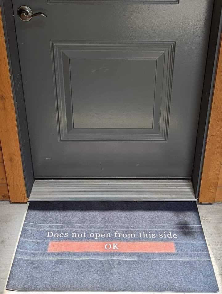 chosenundeadone's tweet photo. I need this rug https://t.co/5YhTCamdmq
