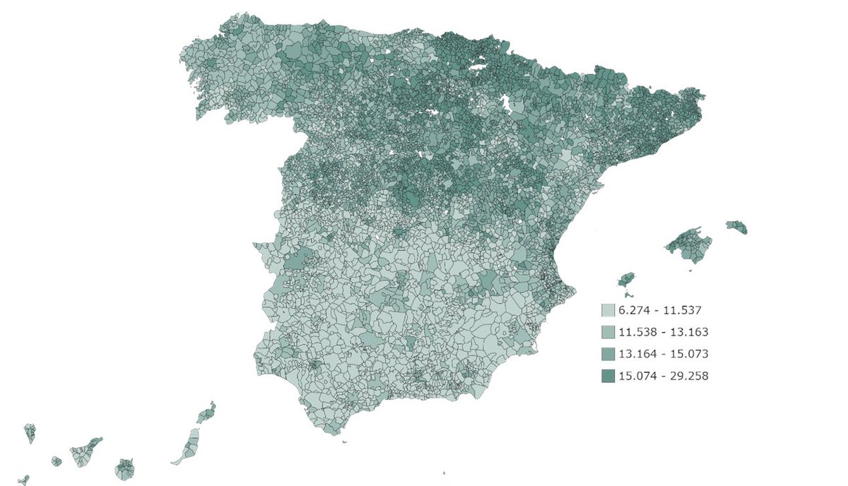 donald_dpm's tweet image. En este mapa podéis ver una distribución geográfica de la #renta neta media per cápita de 2022 por municipios.
Cuanto más oscuro es el color verde, mayor renta 
#INE #ADRH
