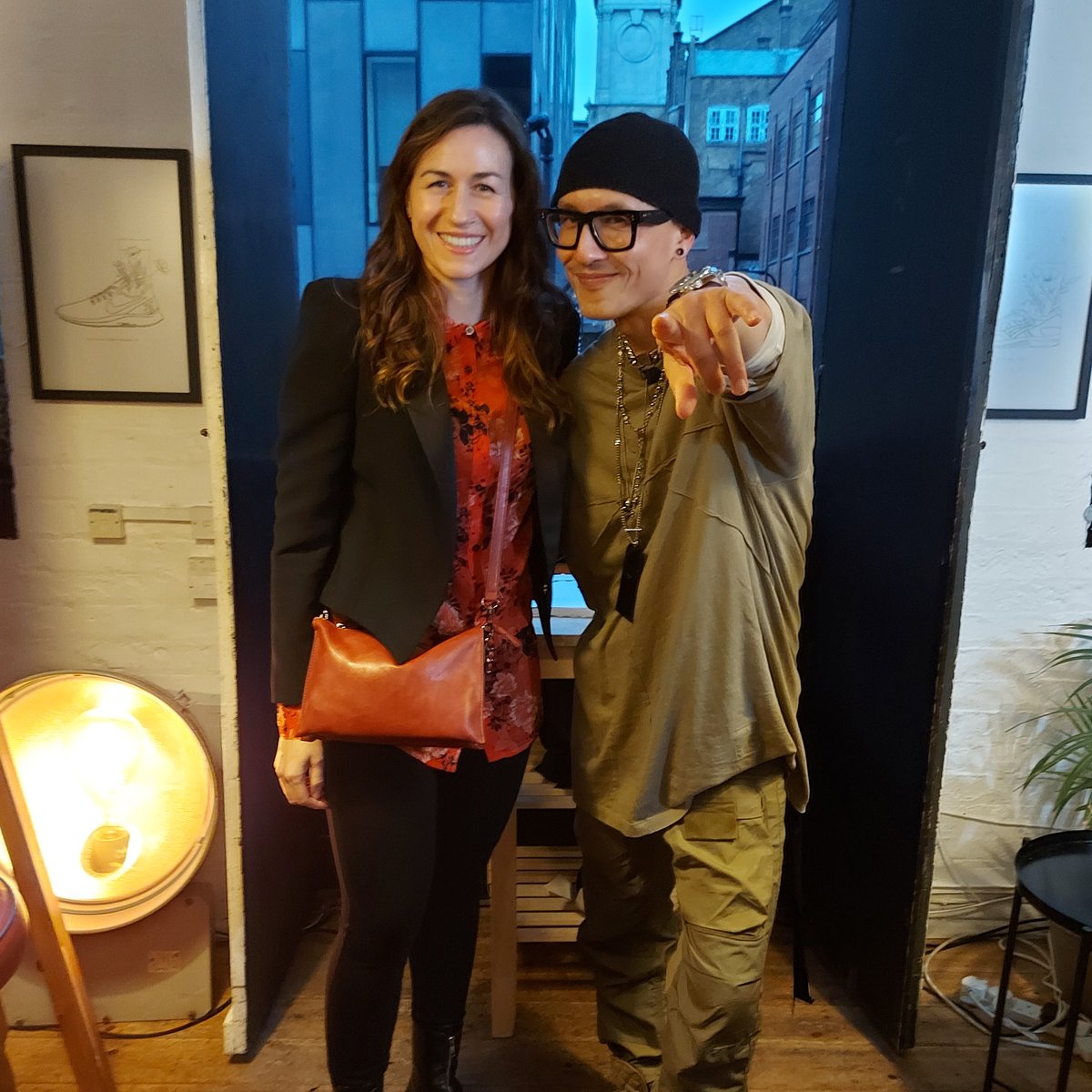 Yesterday I met <a href="/theChrisDo/">Chris Do</a> ! 📸 Hearing his insights got me reflecting on my own path. His words reaffirmed I’m on the right track, giving me confidence and motivation to keep going. 🌟 Grateful for the inspiration! #CreativeCommunity #GraphicDesign  #CreativeEntrepreneurship