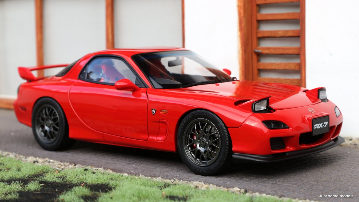 justsomemodels's tweet photo. 1:18 Mazda RX-7 Spirit R (FD3S), Blaze red - Polar Master

Full review, unboxing on Youtube: https://t.co/1fVlq4F2g6

#mazda #rx7 #rx7fd #mazdarx7 #fd3s #rx7spiritr #wankel #rotary #rotaryengine #jdm #sportscar #scalemodel #118scale #diecast #modelcar #miniature #polarmaster https://t.co/5PtXR8Lv2E