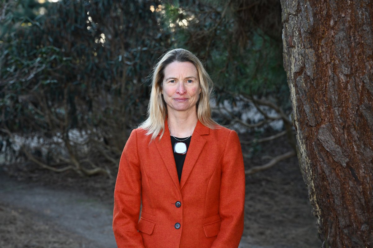 Scottish Funding Council (@scotfundcouncil) on Twitter photo Weโre delighted to announce that Francesca Osowska will be the new CEO of SFC, taking up her role in mid-Jan 2025.
Francesca will be joining us from <a href="/NatureScot/">NatureScot</a> bringing with her a strong track record in leadership, team building and project delivery.
tinyurl.com/mkeajjpw Weโre delighted to announce that Francesca Osowska will be the new CEO of SFC, taking up her role in mid-Jan 2025.
Francesca will be joining us from <a href="/NatureScot/">NatureScot</a> bringing with her a strong track record in leadership, team building and project delivery.
tinyurl.com/mkeajjpw