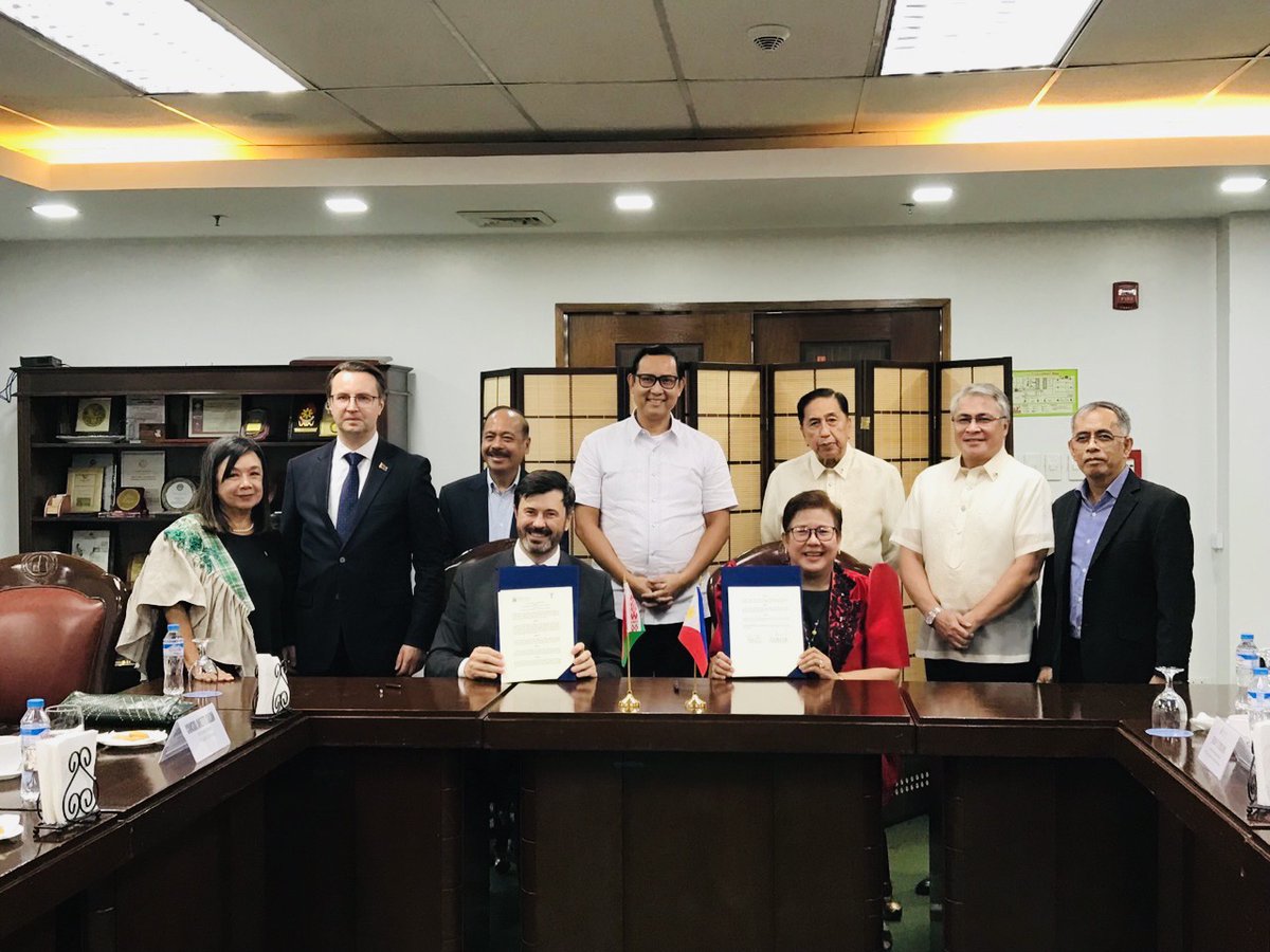 phil_chamber's tweet photo. October 28, 2024: PCCI Pres. Consul Enunina Mangio participated at the 2024 Ease of Doing Business Convention where she made a presentation on the PCCI Most Business Friendly LGU Awards. 

Read more: https://t.co/49Eqd0UzWj https://t.co/btgacgRb9F