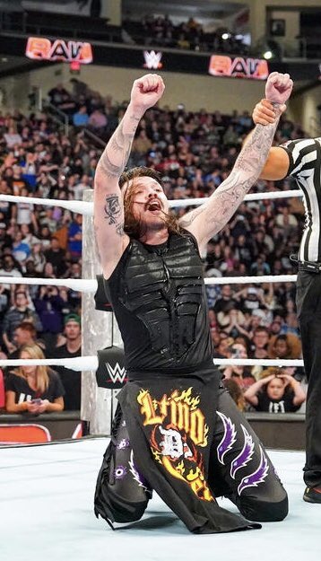 WranglerGurl356's tweet photo. The world is not ready……but I definitely am!! 👊🏻🔥 Your future World Champion Dirty Dominik Mysterioooo!!! ❤️‍🔥🏴‍☠️🐐 Put some mf respect on his name!!! https://t.co/K1xoaN7CAD