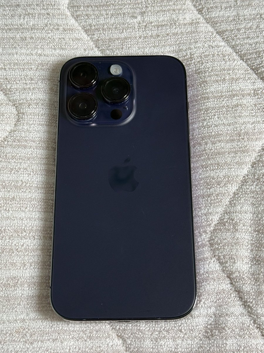 marahpasc's tweet photo. Trying my luck here… 

FOR SALE

iPhone 14 Pro Deep Purple 256gb

DETAILS IN COMMENTS

#declutter #decluttering #iphone #iphone14pro #sale https://t.co/xS3d2piz27