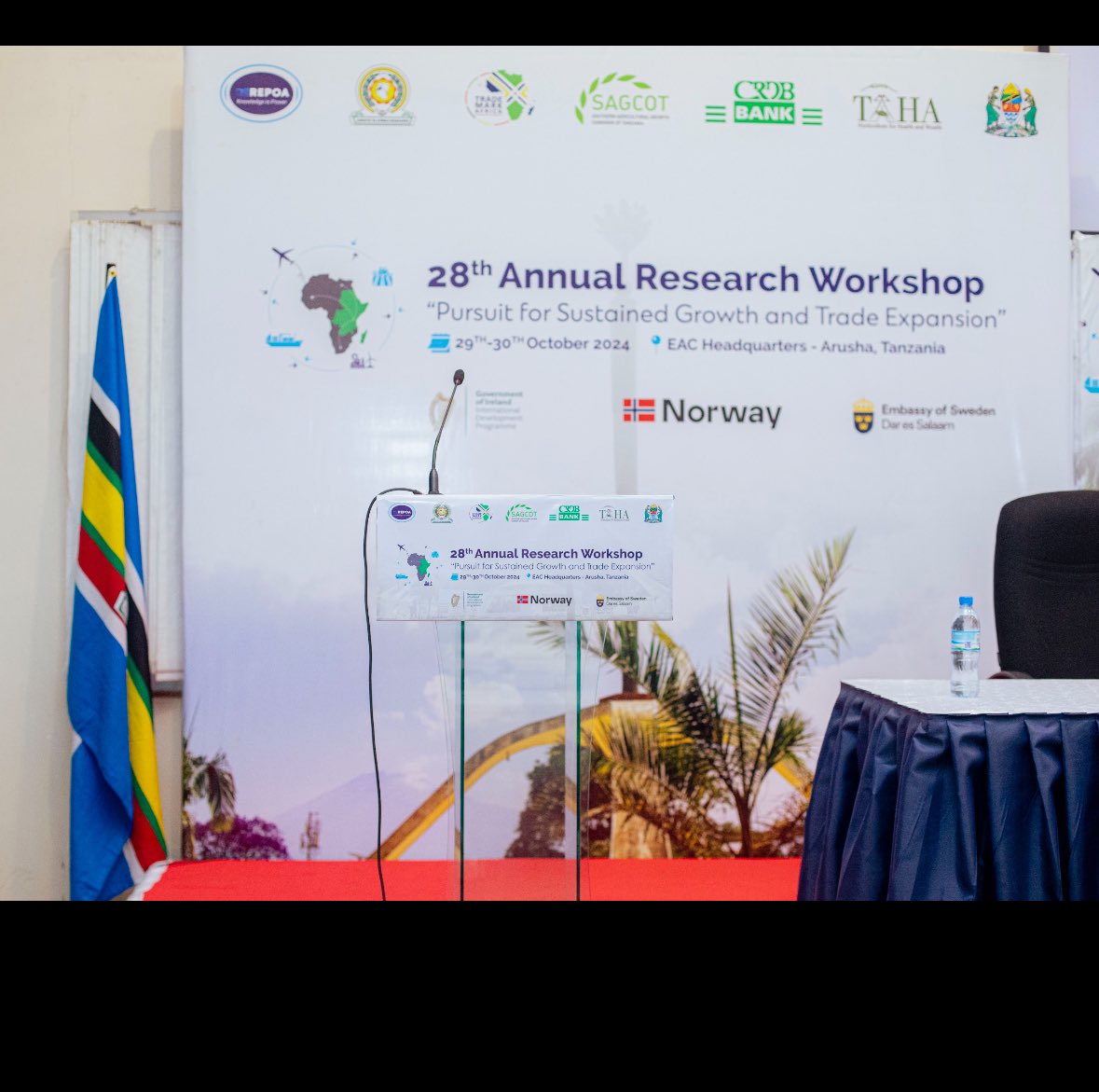 derick_msafiri's tweet photo. 📍East Africa HQ - Arusha

@REPOA's Annual Research Workshop

1st parallel session discussing; opportunities and challenges for sustaining trade expansion. https://t.co/pGKE2HjX7A