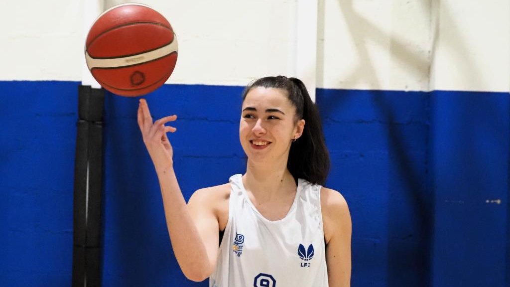 CompeticionFEB's tweet photo. @Ousmane62828135 @CBT_Tarragona @azulmarinopalma 🏀 Una jornada de protagonistas en @CompeticionFEB (y 3)

⛹️‍♀️ #LF2 🎖
✅ Miriam Recarte - @Mutilbasket
🔗 https://t.co/gjnT9HcBov

🟡 #TerceraFEB 🎖
✅ Brayan González - @TobarraCB 
🔗 https://t.co/B6ZW1Xh0oY https://t.co/EqOUhEyNwz